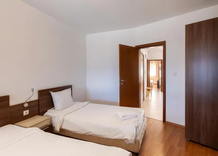 In Апартамент *